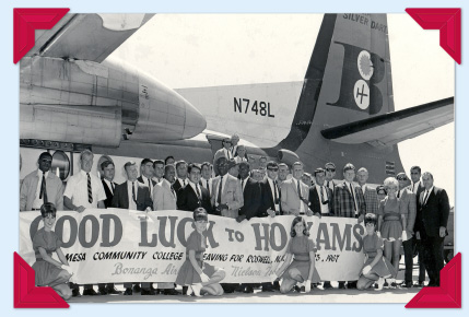 Hokams Football Team off to Roswell, NM (1967)